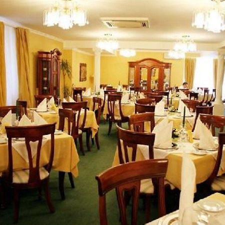 Monte-Nelly Hotel 부쿠레슈티 외부 사진